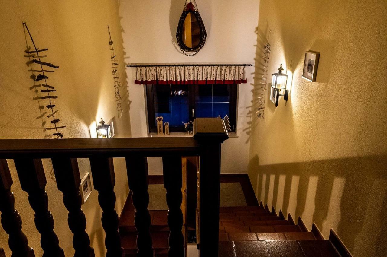 Apartmenthaus Larchenhof Ehrwald Dış mekan fotoğraf